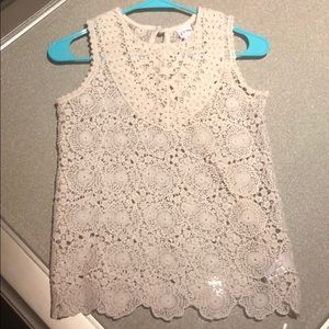 Cream crochet girls sleeveless top!🥰
